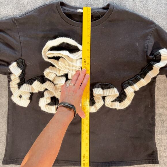 Zara Trafaluc Black White 3D Knit Sweatshirt Size Large MPN 2712281 - Picture 9 of 9